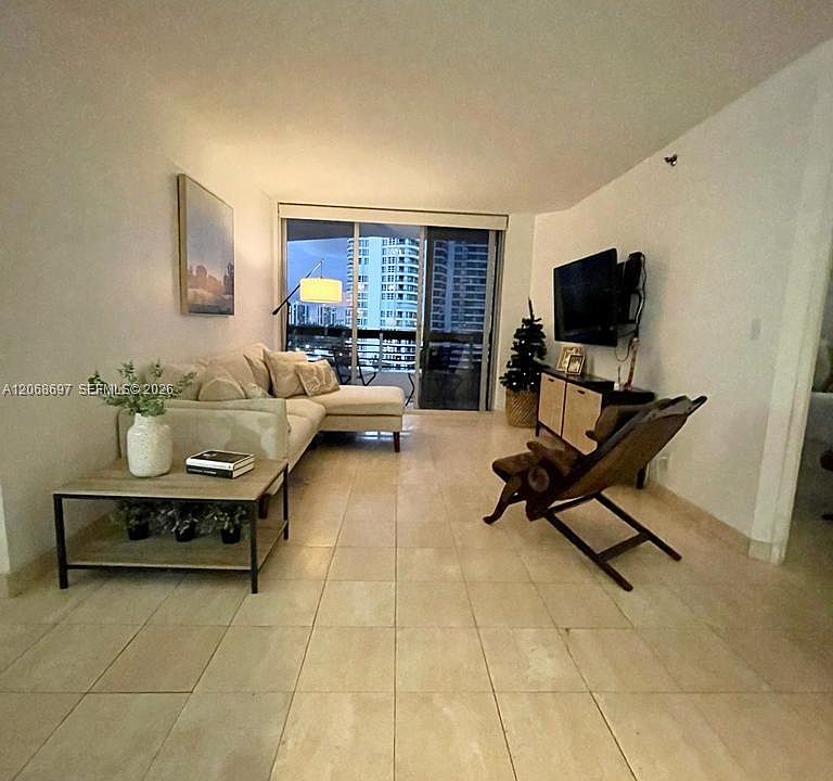 1st image of 3600 Mystic Pointe Dr APT 1010