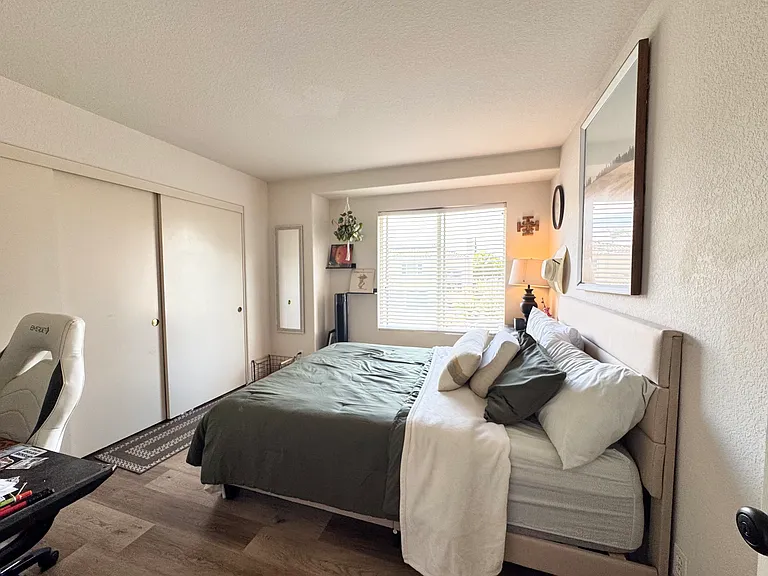 1551 Sapphire Ln — Photo 15