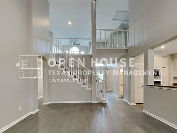 4th image of 5011 Greenriver Valley Dr