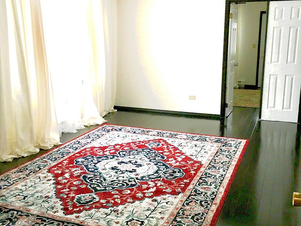 1st image of 569 Dean Dr APT 4