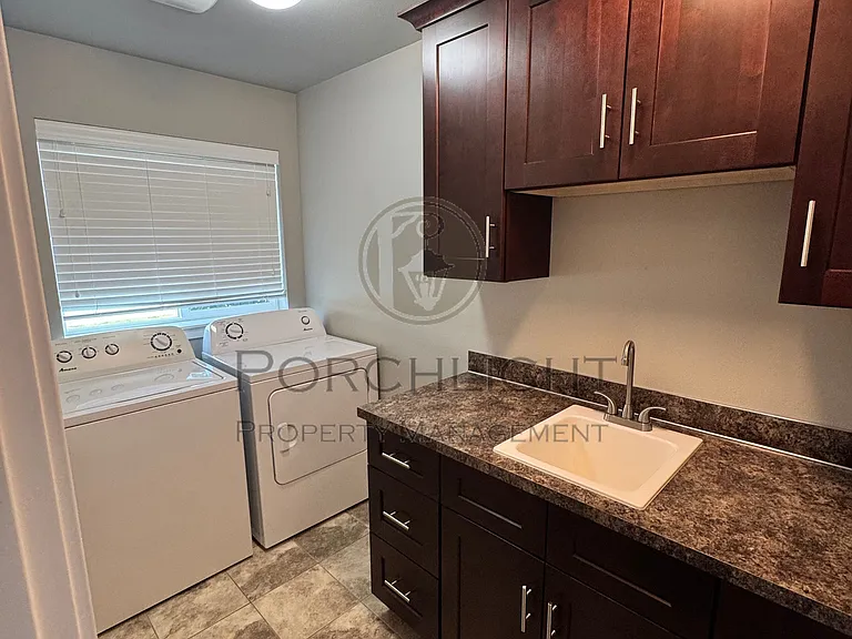 8841 Line Rd #3 — Photo 8