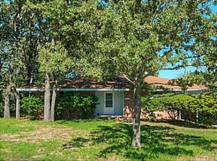 300 Tee Dr, Bryan, TX 77801