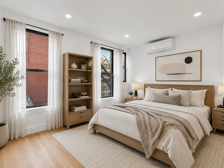 32 Spring St #7A — Photo 4
