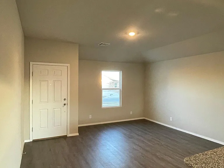 16236 S 88th East Ave — Photo 4