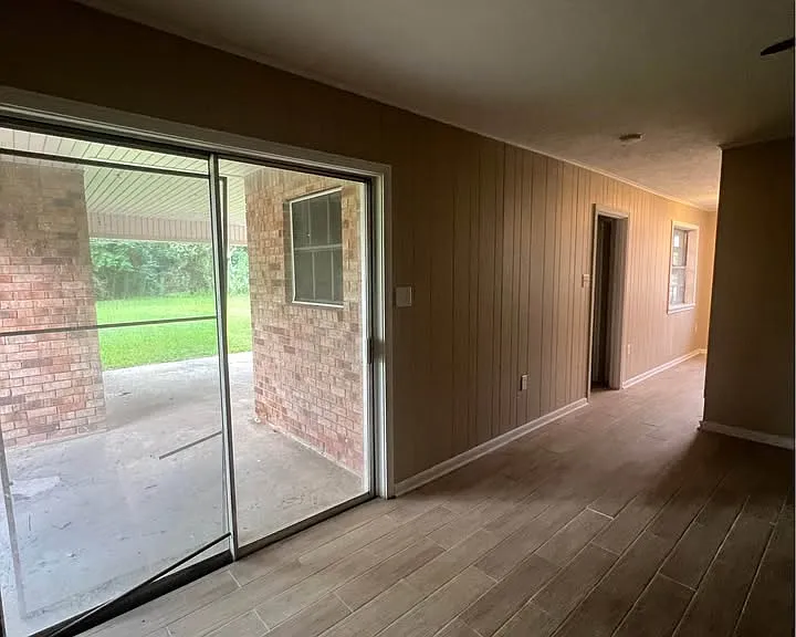 1710 Stevenson St — Photo 13