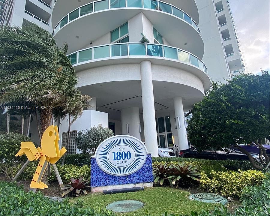 1st image of 1800 N Bayshore Dr APT 1608