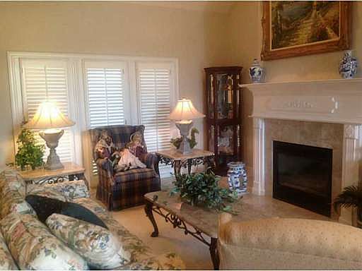3rd image of 3655 Jensen Ct