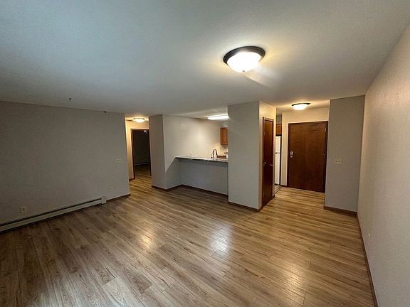 4th image of 3501 Harmony Ln #4