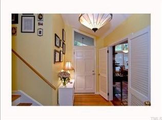 320 Woodhaven Rd, Chapel Hill, NC 27514