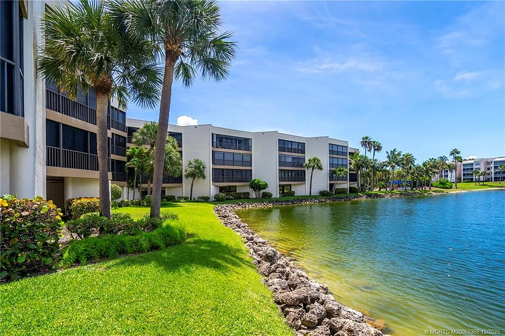 2 bed, 2.0 bath, 1167 sqft, $6,500 — Photo 1
