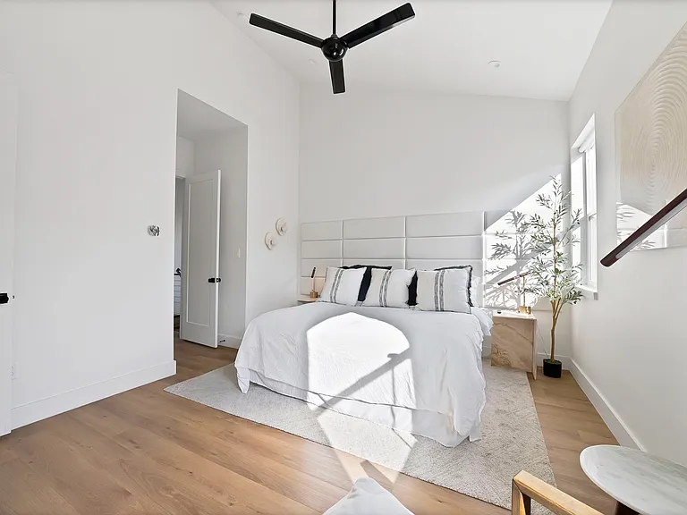 2139 Mail Ave #102 — Photo 20