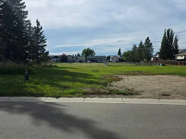 4528 44th St, Rycroft, AB T0H 3A0