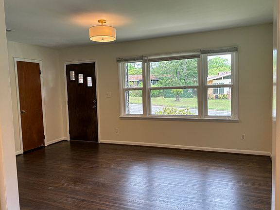2nd image of 216 Berkshire Dr