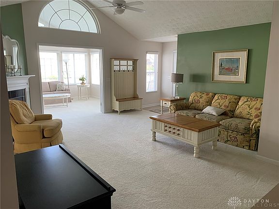 3rd image of 163 Abbey Dr
