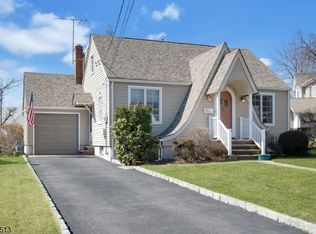 106 James St, Rochelle Park, NJ 07662