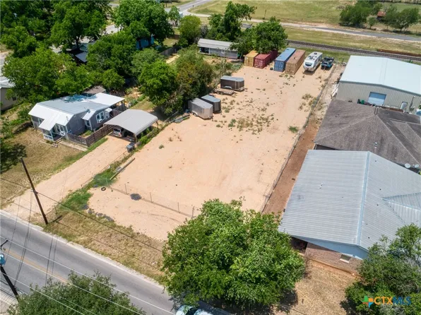 243 E Torrey St, New Braunfels, TX 78130