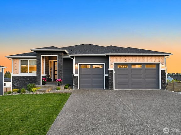 2nd image of 5423 Lonicera Drive