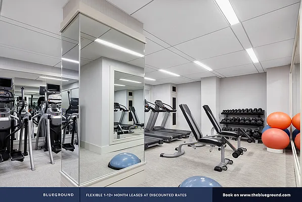 Rented by The Blueground | media 232