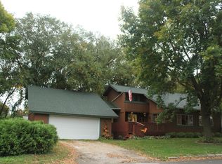 524 S Pearl St, Shell Rock, IA 50670