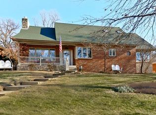 26 Willmore Rd, Saint Louis, MO 63109