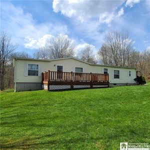 401 Hall Rd, Jamestown, NY, 14701