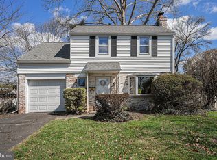 1105 Church Rd, Oreland, PA 19075