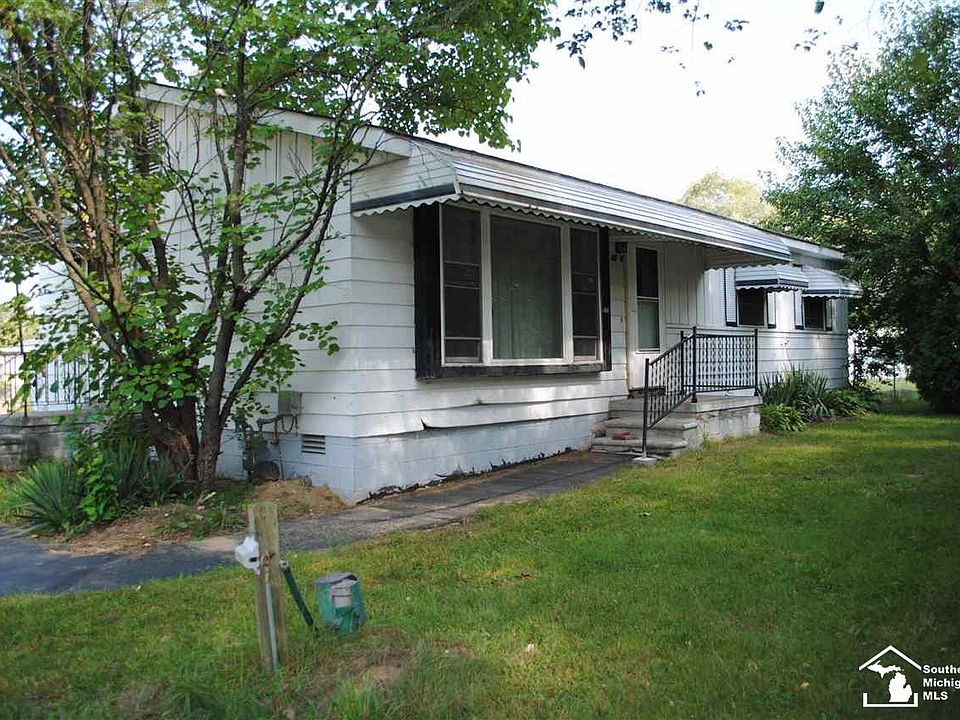 1910 Stewart Rd, Monroe, MI 48162 Zillow