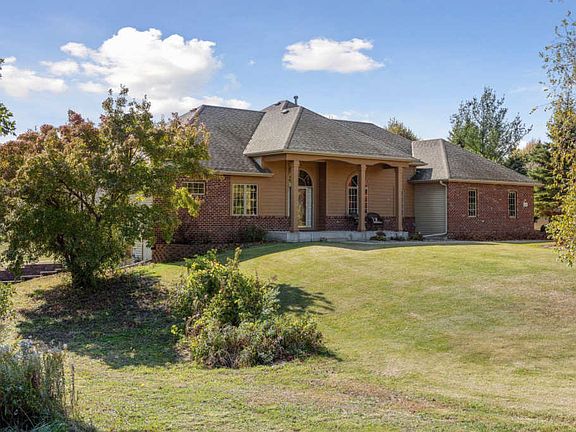 5th image of 1517 Ivory Ct N