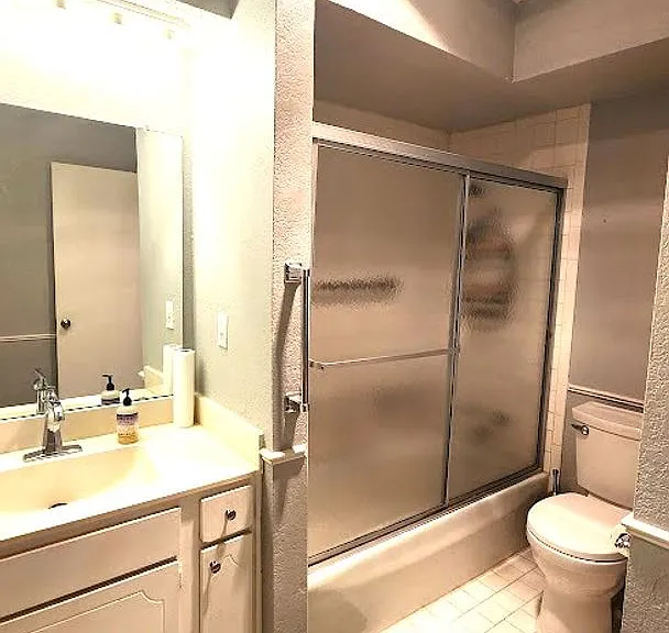 6704 N Meridian Ave #A — Photo 27