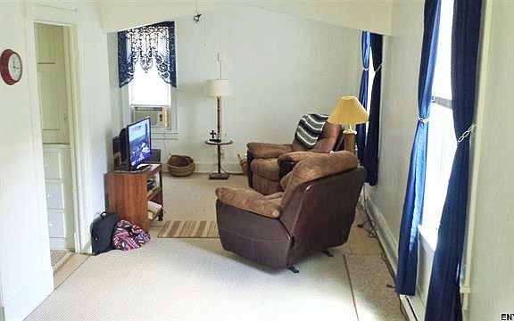 2nd image of 102 Ontario St #1