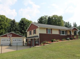 139 Sandra St, Beaver Falls, PA 15010