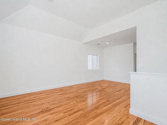 3rd image of 24 Shaughnessy Ln #2