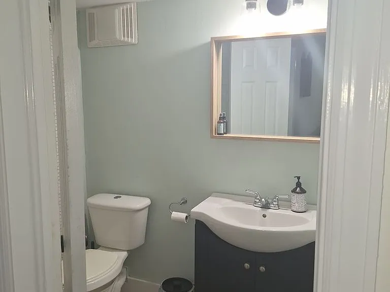 755 Cross Hill Rd — Photo 16