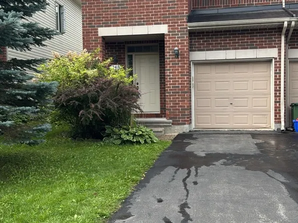 248 Badgeley Ave, Ottawa, ON K2T 0A7