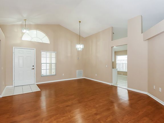 4th image of 3836 Bellewater Blvd