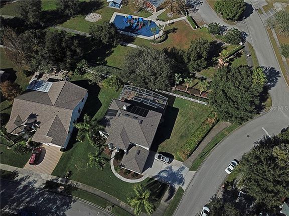 3rd image of 296 Lakepark Trl