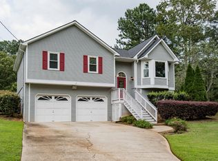 75 Louise Ln, Villa Rica, GA 30180