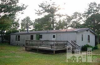 2nd image of 942 NE Pickett Road