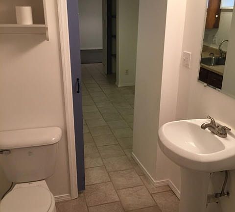 5th image of 1032 Milton St #1