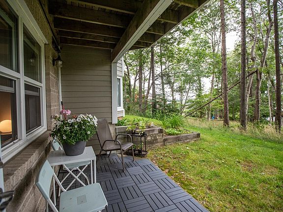 4th image of 87 Kearney Lake Rd #104