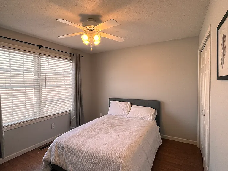 3590 S Oaklawn Cir — Photo 23