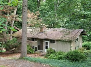 31 Ivywood Ln, Wayne, PA 19087