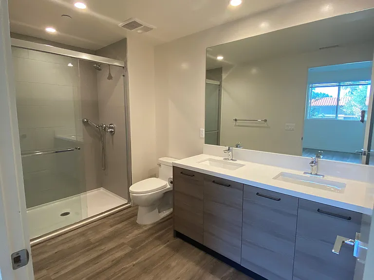5327 Hermitage LLC — Photo 7