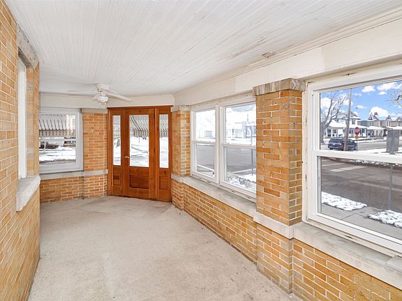 3rd image of 601 Washington Ave