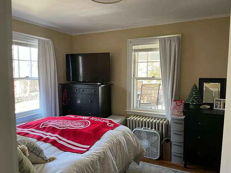 35 Sanborn Ave #2 — Photo 59