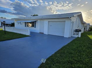 2119 SW 22nd St, Boynton Beach, FL 33426
