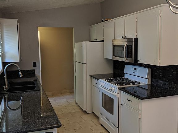 5th image of 850 N Tinsmith Ln