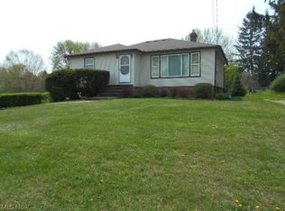 20467 Westwood Dr, Strongsville, OH 44149