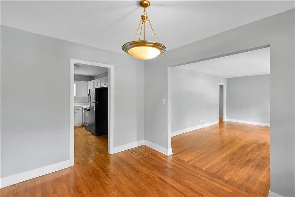 4 bed, 2.0 bath, 1438 sqft, $2,650 — Photo 3