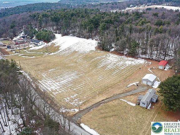 4th image of 1115 Smithlane Rd